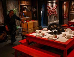 Chinese company turns leftover hotpot oil into jet fuel