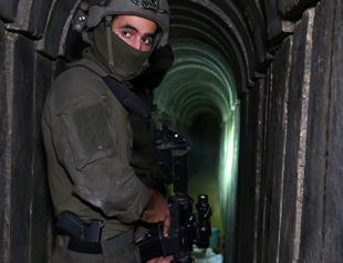 Israel unveils what it claims is a major Hamas militant hideout beneath Gaza Citys Shifa Hospital
