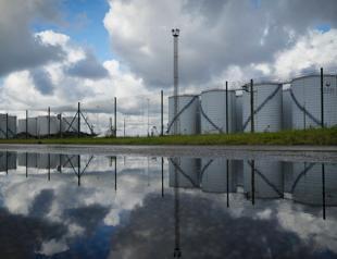 Oil, gas sector must cut planet-warming operations: IEA