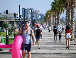 More than 44 million foreign tourists visit Türkiye