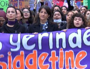 Journalists warn on news about violence against women