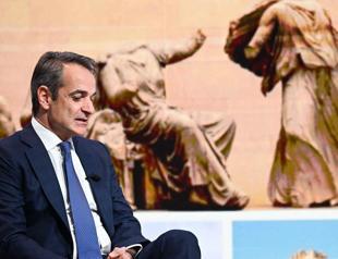 Greek PM to persist with UK over Parthenon Marbles