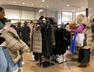 Consumers spend big during discount days in November