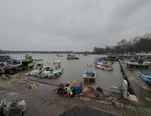 Experts inspect 400 of Türkiyes fishing harbors