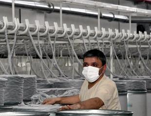 Slowdown in manufacturing continues