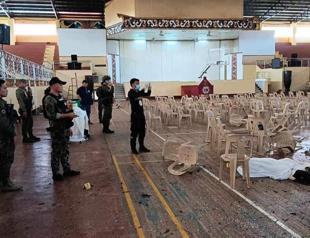 Four killed in bomb attack on Catholic mass in Philippines