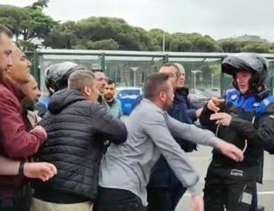 Illegal cafe in Istanbul demolished in midnight operation