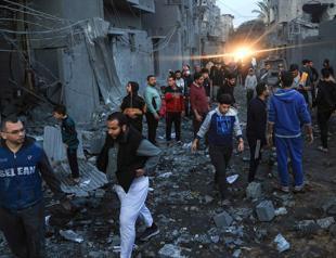 Israel expands its offensive, intensifies strikes in Gaza