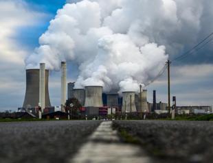 World could breach 1.5-degree warming threshold in 7 years, study warns