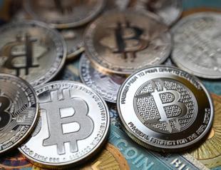 Bitcoin rally shines spotlight on investor risks