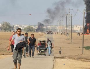 Israel strikes Gaza after US vetoes UN ceasefire bid