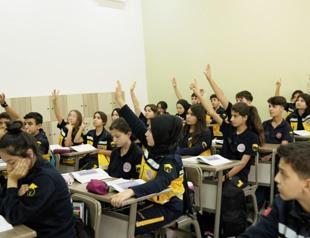 Etiquette lessons to be included in education curriculum