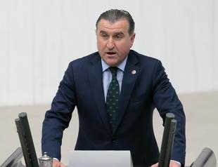 Minister sets unofficial record with rapid-fire speech delivery