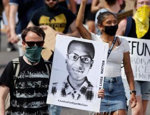 US paramedics guilty in death of young black man