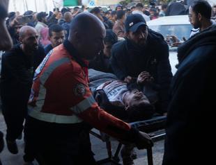 Israeli strikes kill dozens in refugee camp