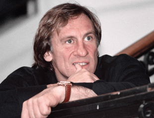 Dozens of French actors denounce lynching of Depardieu