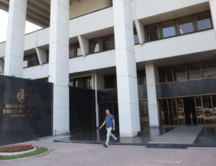 Central Bank will continue to build up reserves in 2024