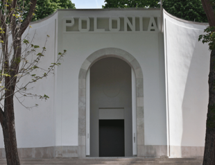 Poland calls of pavilion at Venice
