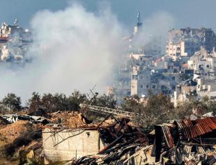 Israeli defense minister lays out post-war Gaza plan as fighting rages