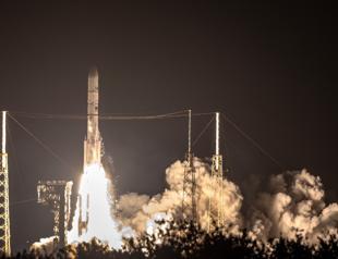 Private US lunar lander faces failure after critical fuel loss