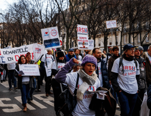 France drops renewables targets in new energy bill