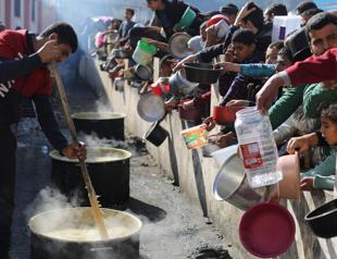 Israel pounds Gaza on 99th day of war