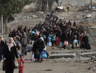 Israel pounds Gaza as fears grow of widening war