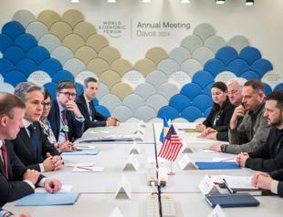 Blinken promises Zelensky US will sustain support for Ukraine