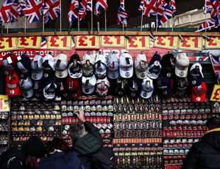 UK unemployment steadies, as wage growth drops