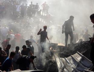 Israel bombards Gazas south as post-war disagreements with US simmer