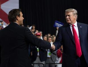 DeSantis ends election campaign, backs Trump