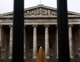 British museums to return looted royal Ghana treasures