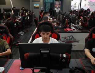 China grants over 100 video game licences as crackdown wanes