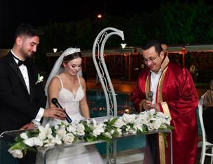 Top court’s ruling on married women’s surnames takes effect