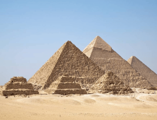 Egypt pyramid renovation sparks debate