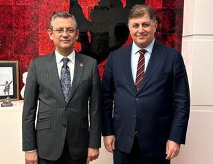 CHP nominates mayoral candidates for İzmir, districts