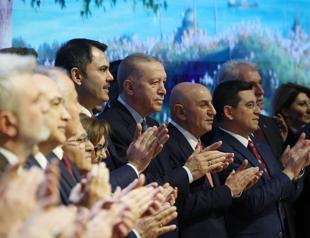 AKP unveils real municipalism manifesto ahead of local polls