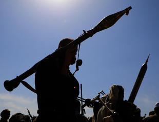 Yemens Huthis claim missiles launched toward Israel