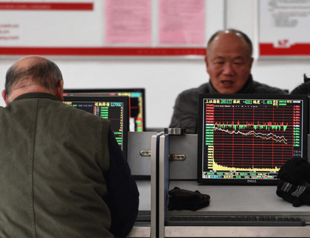 Chinese regulator promises to protect small investors