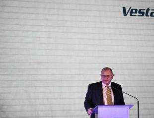 Vestas swings to 2023 profit on record orders