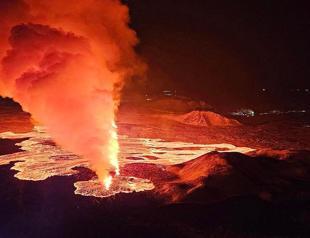 Volcano erupts in southwestern Iceland