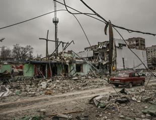 Russian forces ‘storming Ukraines Avdiivka en masse’