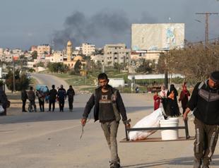 Israel strikes southern Gaza, vows powerful Rafah operation