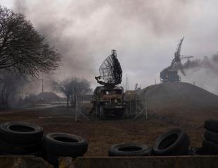 Ukraine on the defensive as Russia war enters third year