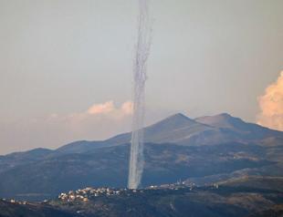 Hezbollah fires new rocket salvo at Israeli base