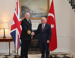 Defense Minister in London for security talks