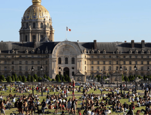 Possible pavilion at Napoleons tomb sparks unease