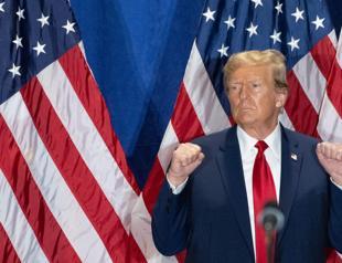 Trump puts Biden in crosshairs as Super Tuesday looms