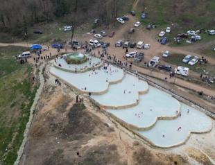 Locals flock to Bursas hot spring oasis, seeking healing