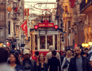 Istanbul’s high streets see sharp increases in rents